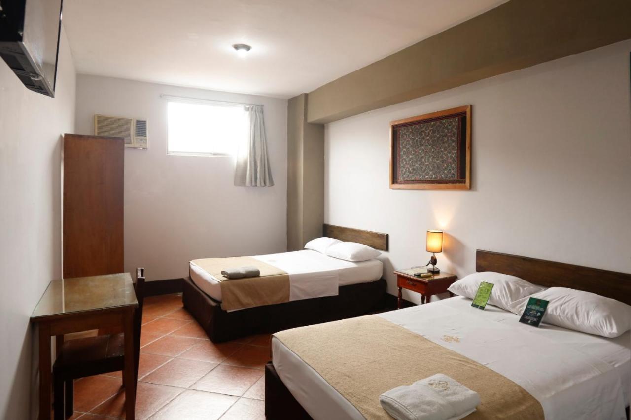 El Cauchero Hotel Икитос Екстериор снимка