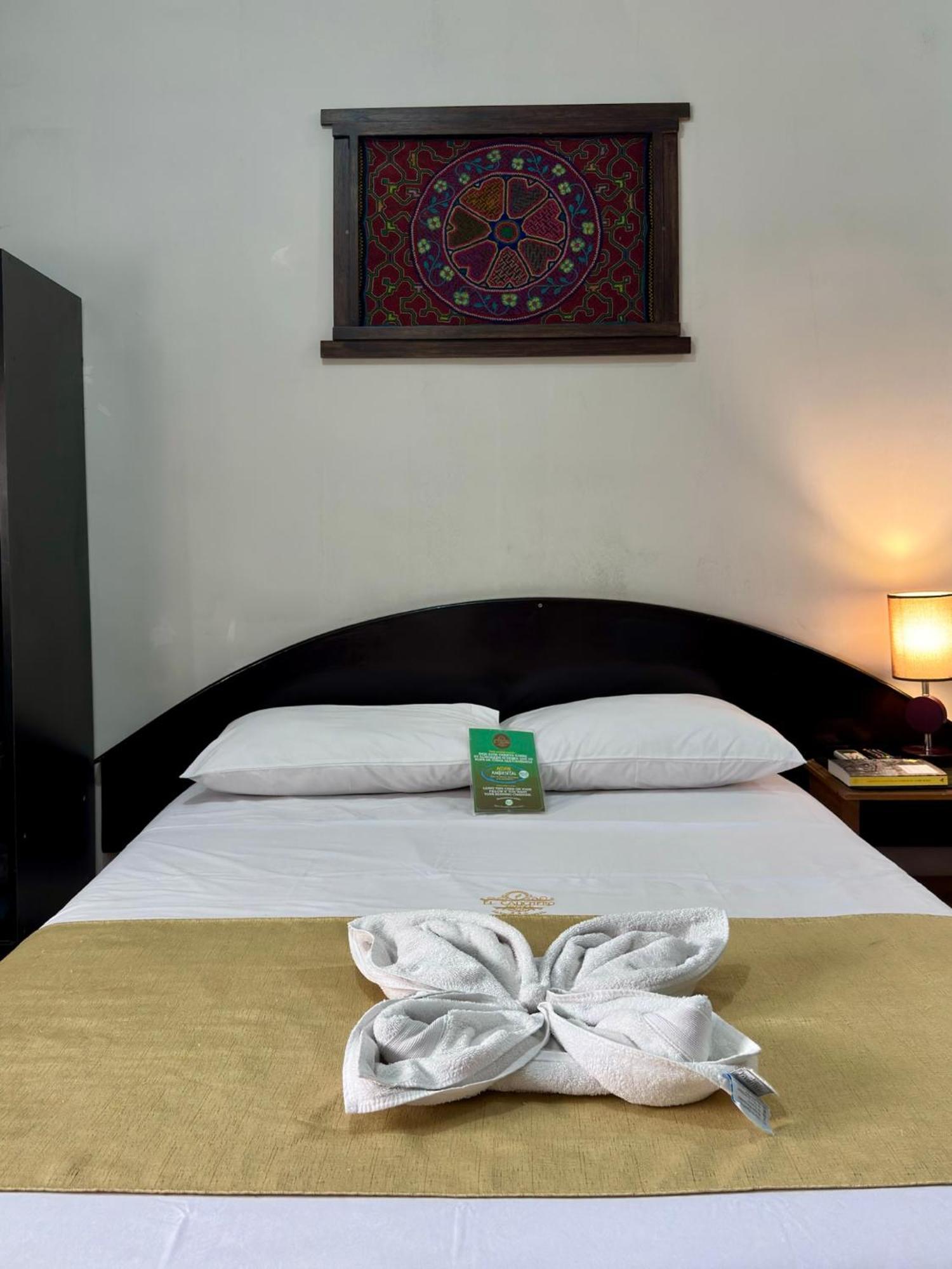 El Cauchero Hotel Икитос Екстериор снимка
